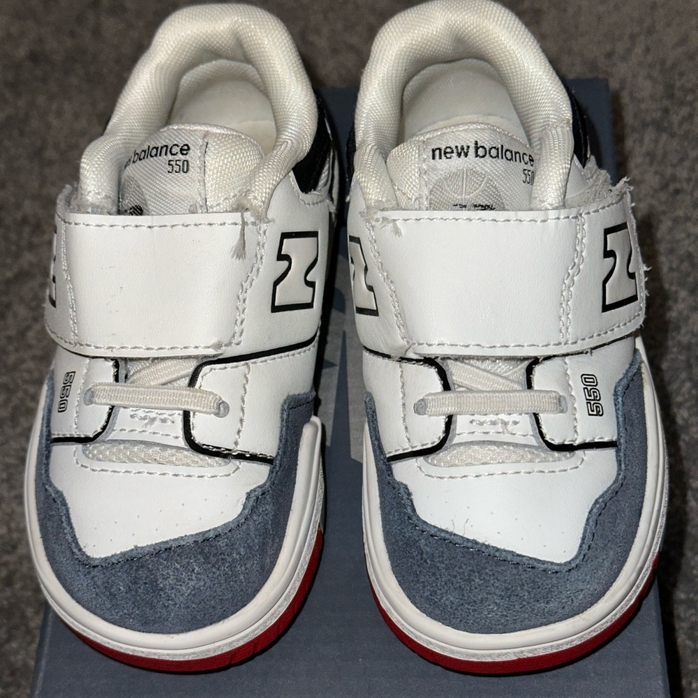 New Balance 550 Toddler Shoes size 6c